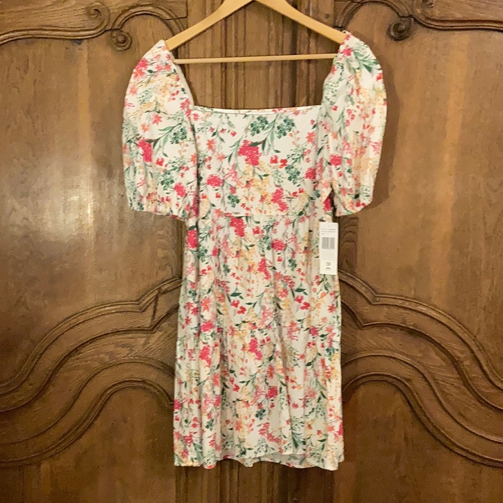 City Vibe Floral Dress